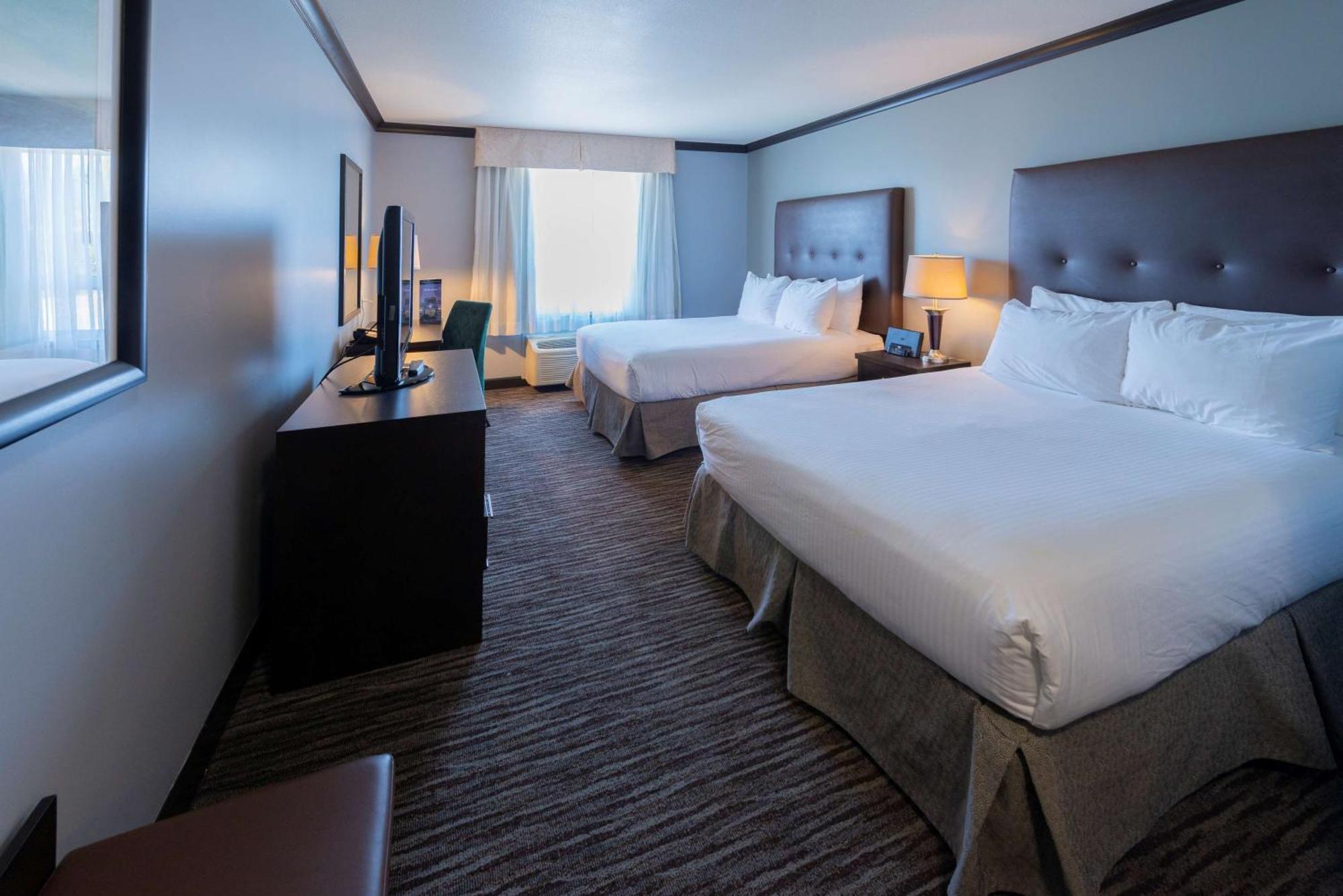 Prestige Treasure Cove Resort, Best Western Premier Collection Prince George Extérieur photo